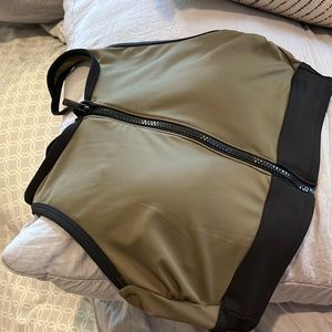 Brand new with out tags high support target sports bra